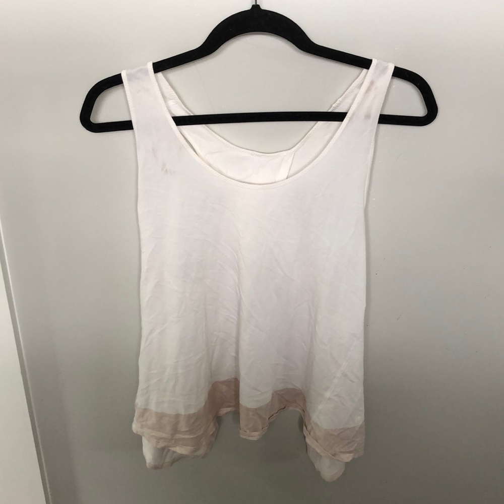 Lululemon White Open back Tanktop